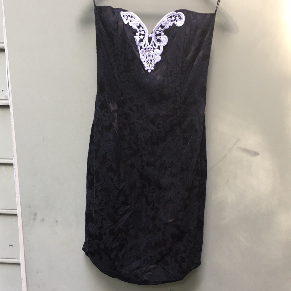 Strapless Black & White Elegant Dress